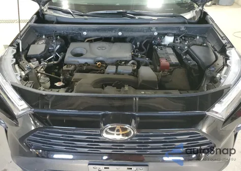 2024 Toyota Rav4 Xle Premium z USA, uszkodzony, nr VIN 2T3A1RFV9RW474725